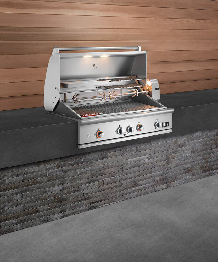 71299 DCS Built-In Traditional Grill with Rotisserie Natural Gas BH1-48R-N 48-Inch 